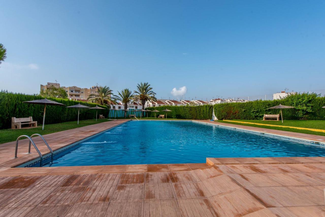 Marina Apartament Торевьиа Экстерьер фото